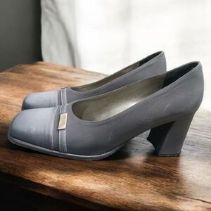 Raphael Sarti Square Toe Grey Satin Cap toe Block Heel Silver Womans